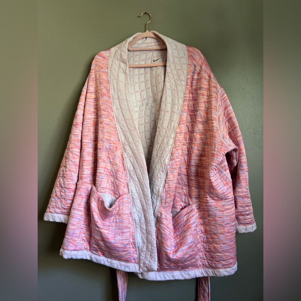 Nike Yoga Robe - Picture 3 of 3